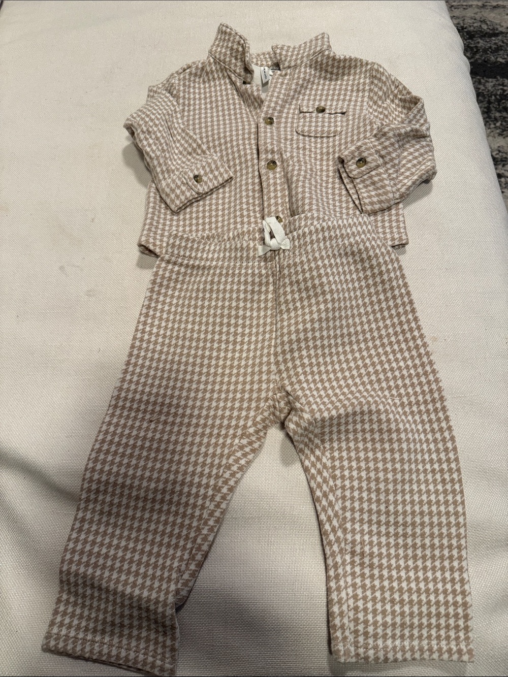 Janie and Jack Cream & Tan Houndstooth Baby Set